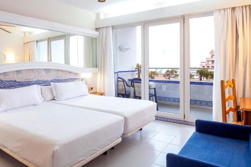 Twin Room with Sea View