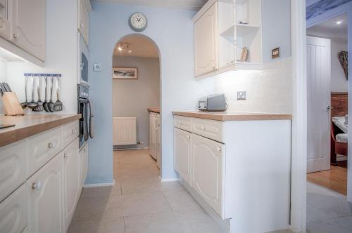 Captains Walk - 4 Bedroom Apartment - Saundersfoot