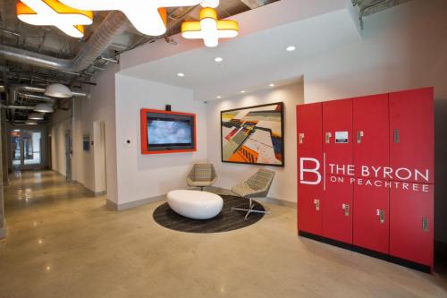 Stylish City Living Apartments with Free Parking in Midtown Atlanta in Atlanta, USA