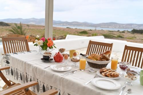 Näkymä ulkoa, Paros House Villa in Pounta / Sotires