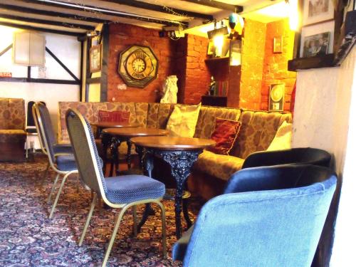 Bar/Lounge, The Derby Hotel in Blackpool
