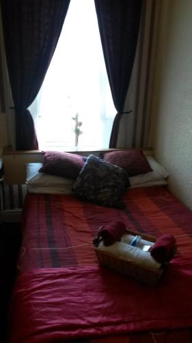 The Derby Hotel - image 13