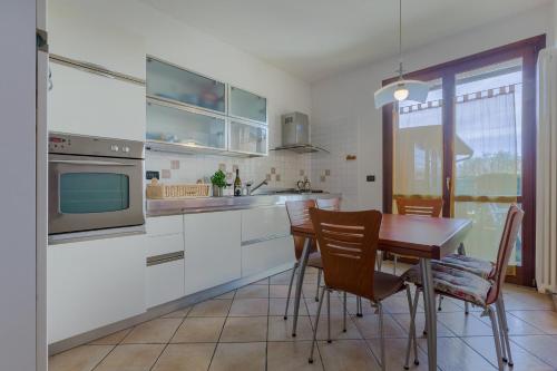 GuestHost - La Sammartina Garden Apartment x6 3