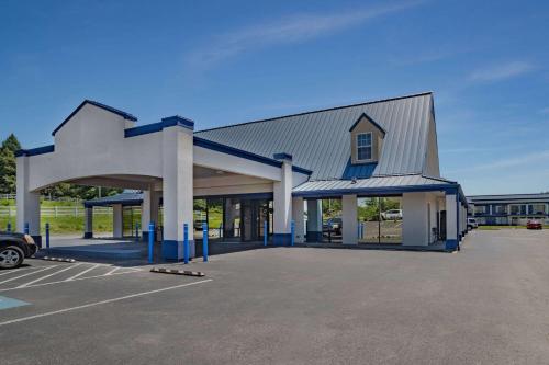 Days Inn by Wyndham Owensboro