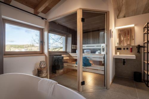 Forstgut - Premium Waldchalets und Lodge Suiten, Regen (fotografie 3)