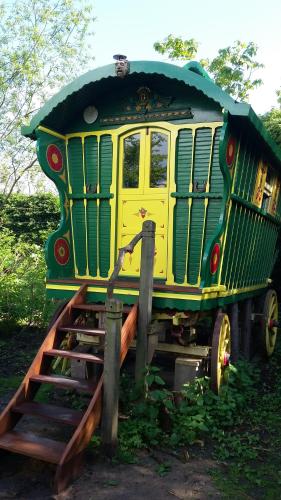 Gypsy Caravan at Alde Garden