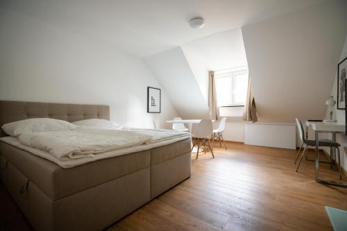Top Old Town Apartment 2 baths, Düsseldorf (photo 6)