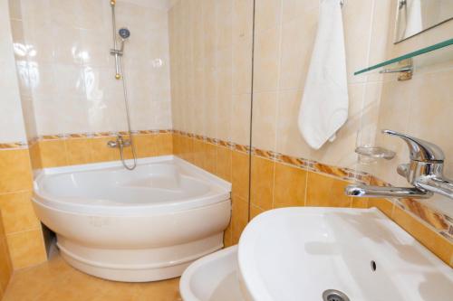 Hotel Slaviani - image 4