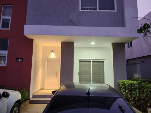 Spacious Luxury 3Bed Hse in Tema - Netflix Wi-fi in 特馬