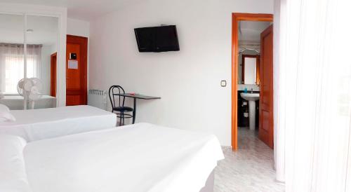 Hostal Lady Ana Maria - Tap to explore photos