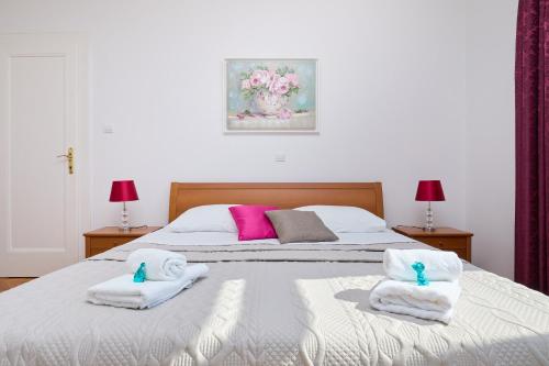 SeaView Apartment Ploce