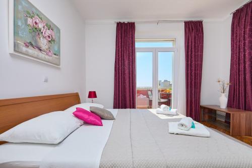 SeaView Apartment Ploce