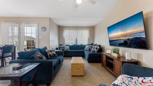 143 E Andrews Ave, Unit 101 in Wildwood, USA