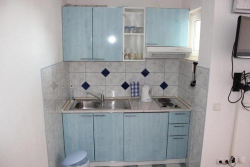 Apartment in Rogoznica with sea view, balcony, air conditioning, WiFi 5148-1, Rogoznica (photo 8)