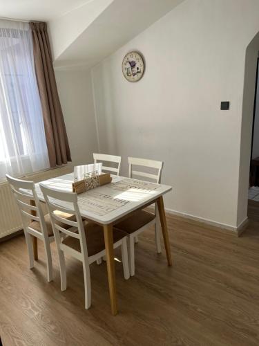 GRAN hostel in 班斯卡比斯特里察市中心