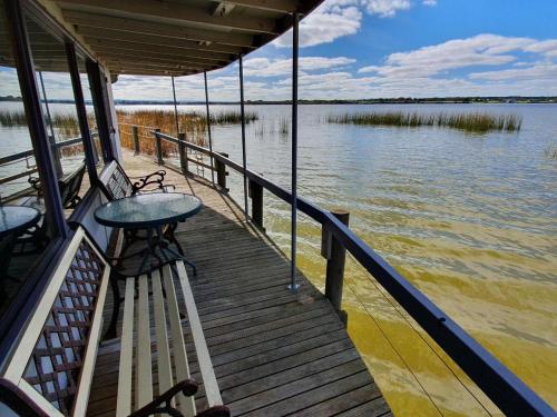 PS Federal Retreat Paddle Steamer Goolwa