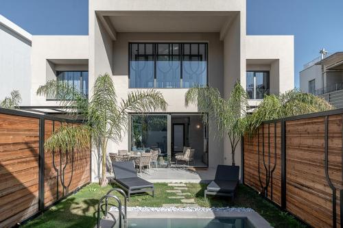 JnV Luxury Villas - Urban oasis by etouri - image 3