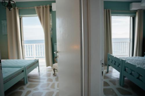 전망, Sea View apartment Dione in 아노 카마리온