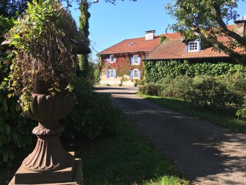 Gîte et Roulotte dans les Vosges - Location saisonnière - Remiremont