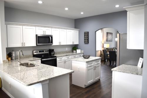 344BON Stargazer by RedAwning – Davenport, FL
