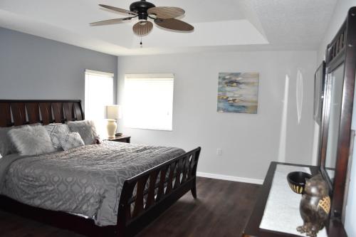 344BON Stargazer by RedAwning – Davenport, FL