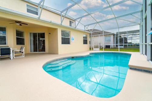 344BON Stargazer by RedAwning – Davenport, FL