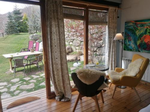 Els Pins d'Abella in Vilallonga De Ter