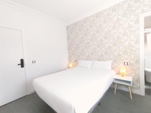 Salamanca Suites - image 14