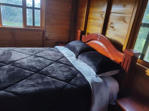 3 double beds, 3 bunk beds