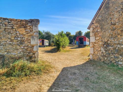 Manoir du Bois Joly - Roulotte Gitane