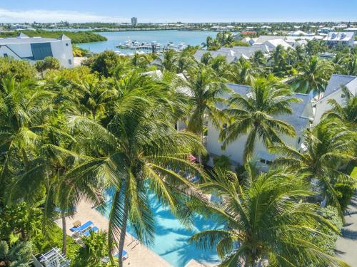 Coral Lagoon Resort - image 9
