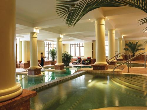 The Brehon Hotel & Spa in Киларни