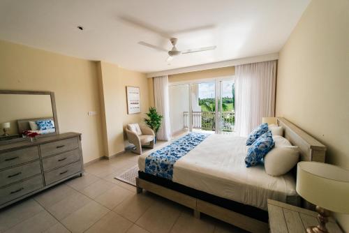 Apartment Almas Iberosta Bavaro 3BDR with Pool & Private Beach - image 4