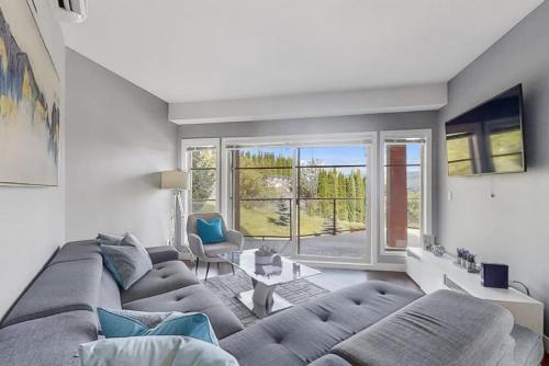 Luxury Getaway at Copper Sky 104 in West Kelowna, Canada