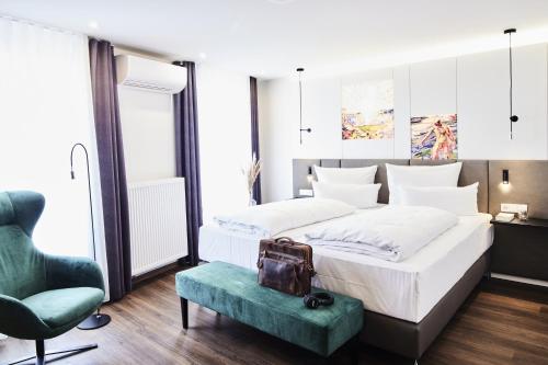 Suite, junior, balcony