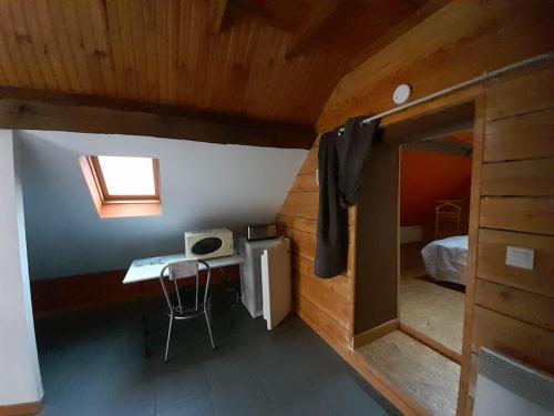 La cabane: Chambre double, salle de bain privée