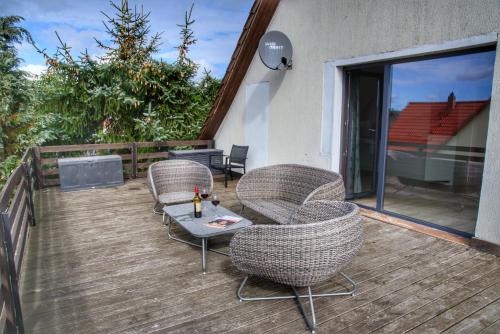 Rõdu/terrass, Ostseeferienhaus oberes Apartment in Monkebude