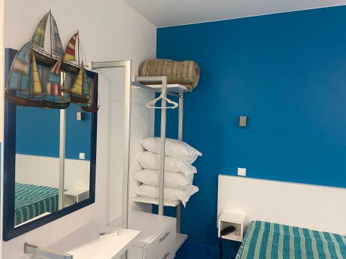Studio Apartment image 4