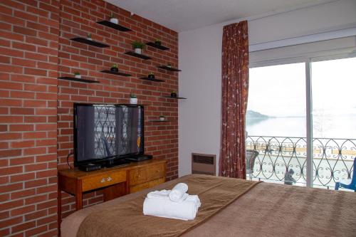 Two-Bedroom Studio with Lake View