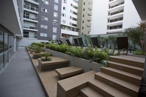 Swimming pool, Urbano Apartments Miraflores Pardo in Lima