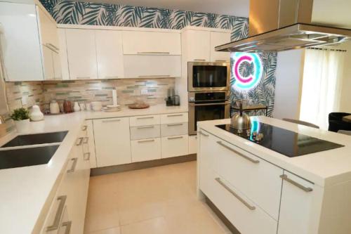 ห้องครัว, Campestre para familias grupos en Puerto Rico in ลูกิโย
