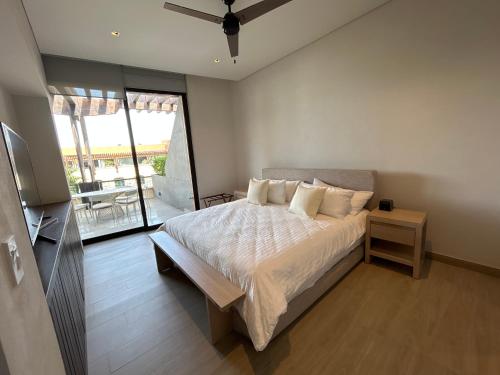 The Paraiso Residences at Marina Cabo