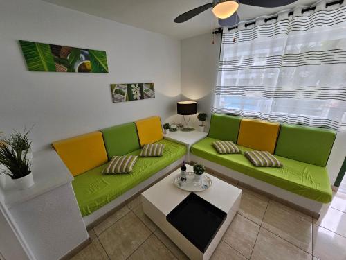 Casa Palmera 3 only 150 metres to the beach, heated pool, Wifi, SAT-TV, balcony 3