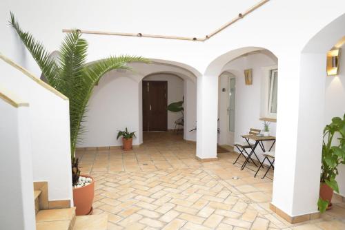 Apartment with Terrace image 5