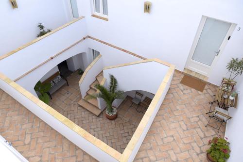 Apartment with Terrace image 8