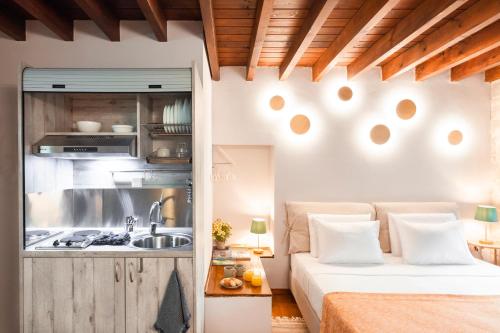 Double or Twin Room image 2