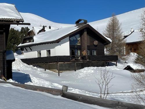 Viesnīcas āriene, Heidi-Alm Lodge in Falkert