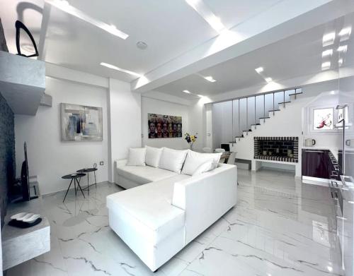 Evilion Maisonette in Athens