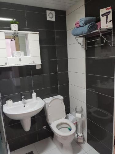 Bianco Rosso Apartment, Skopje (photo 5)