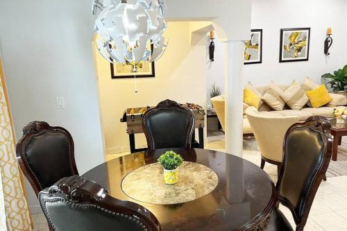 Facilities, Amazing & cozy Duplex near Zoo Miami ! in South Miami Heights